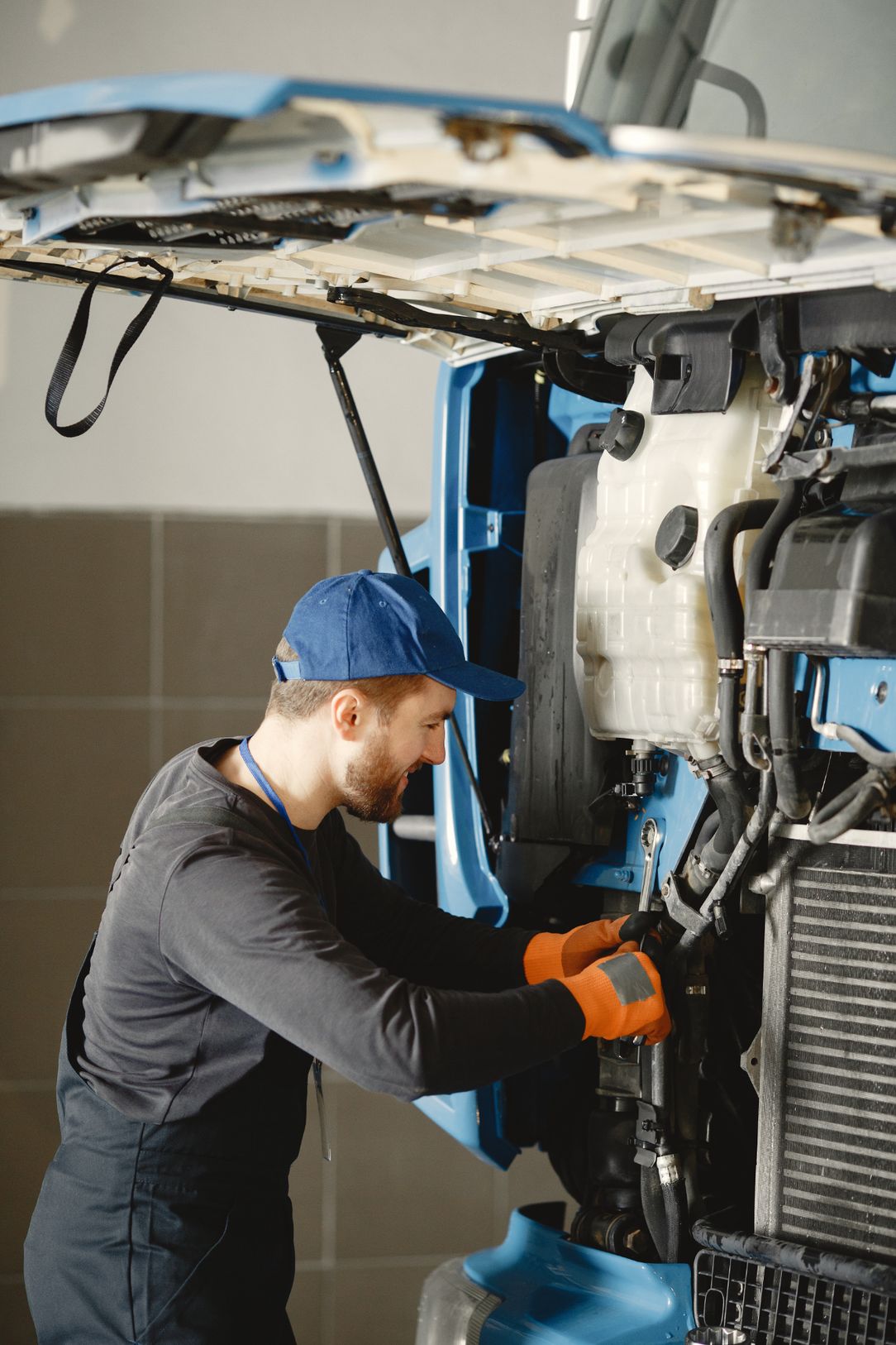 Man working in the
back of a truck